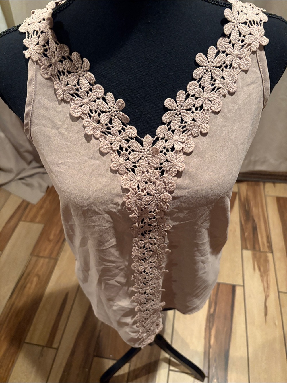 SHEIN Blush Floral Crochet V-Neck Camisole